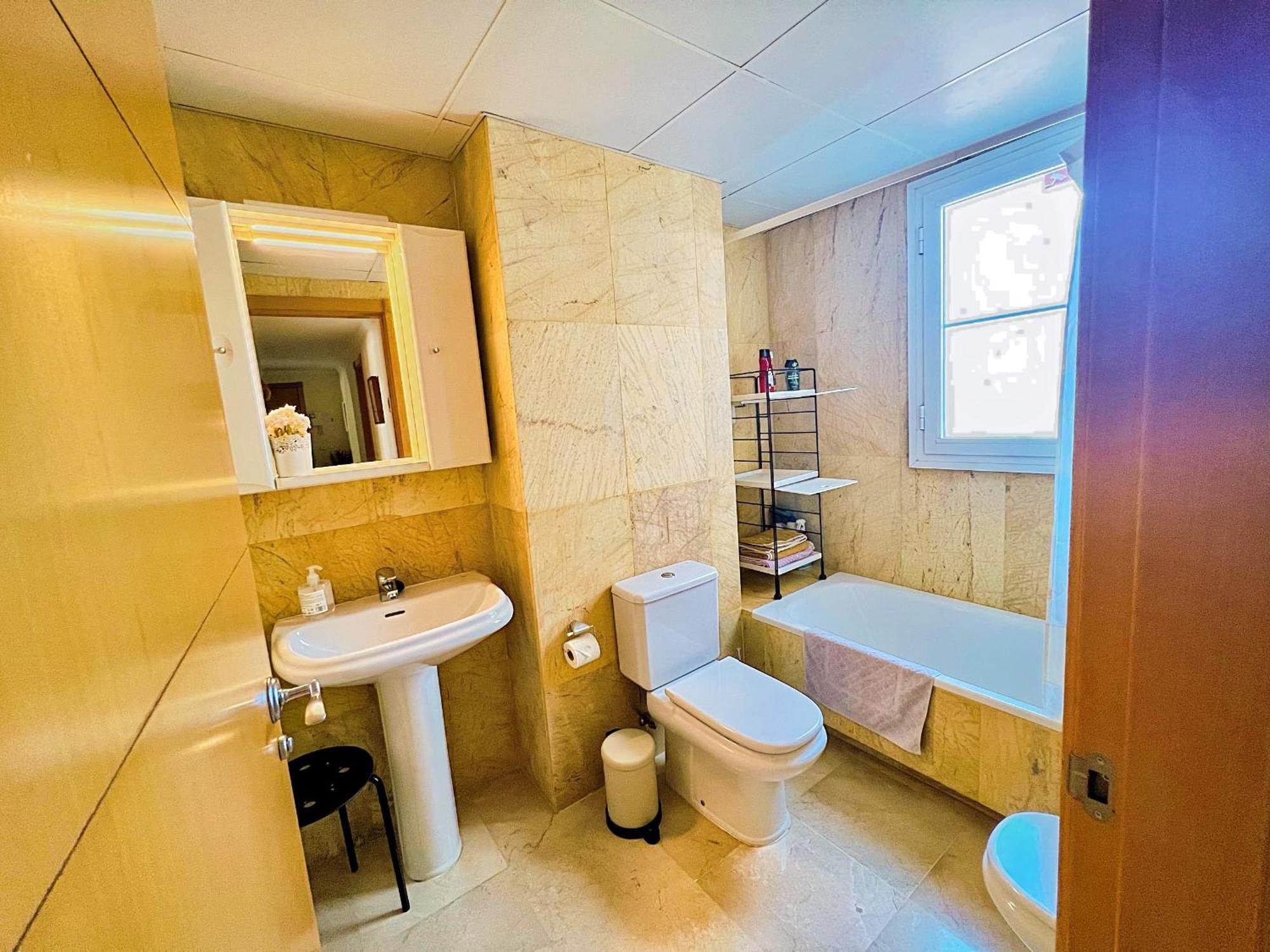 Beautiful Apartment With Pools, Playground And Paddle Tennis - Family Friendly And Near Vithas Hospital - Free Parking In Garage Benalmádena Kültér fotó
